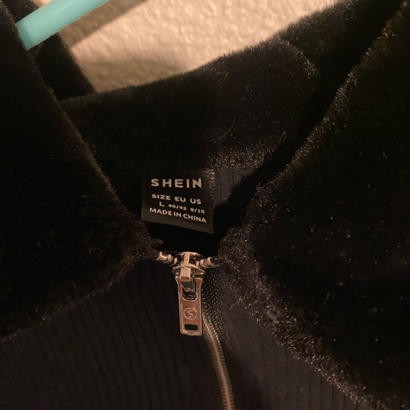 Crop fur jacket - Picture 3 of 4